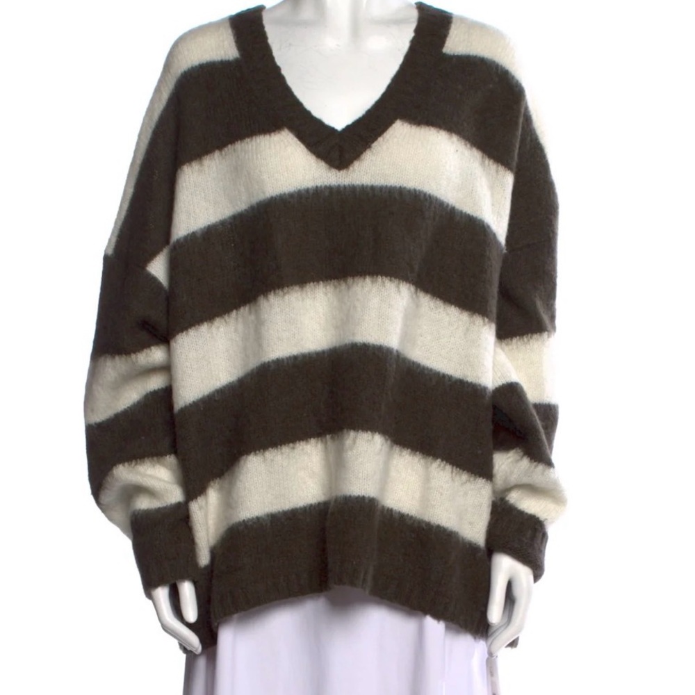 Moving Sale 🌟 All Saints Black and Cream Striped V-Neck Sweater